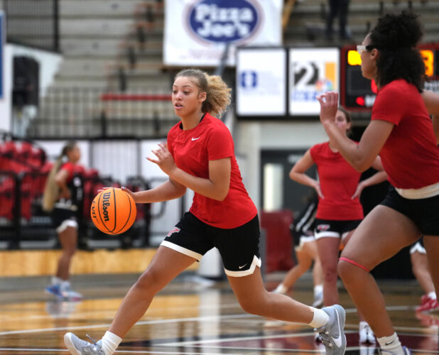 Jackson's first season as the YSU women's basketball coach gets underway